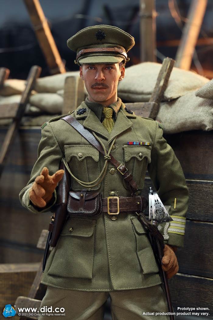 British Colonel in World War I (#B11012) & Combat Table Scene Set (#E60062) 1/6