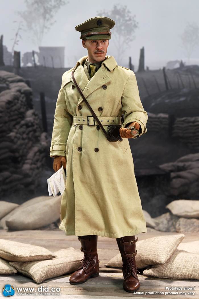 British Colonel in World War I (#B11012) & Combat Table Scene Set (#E60062) 1/6