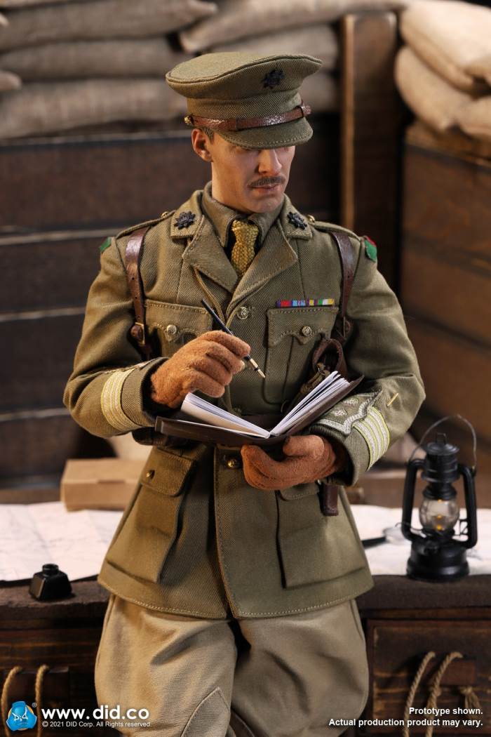 British Colonel in World War I (#B11012) & Combat Table Scene Set (#E60062) 1/6