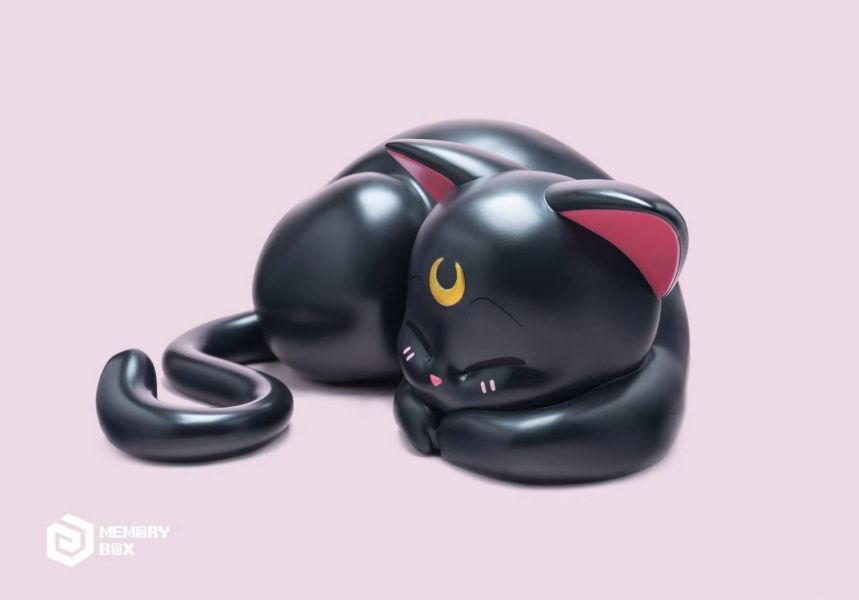 Luna Artemis sleeping - Sailor Moon