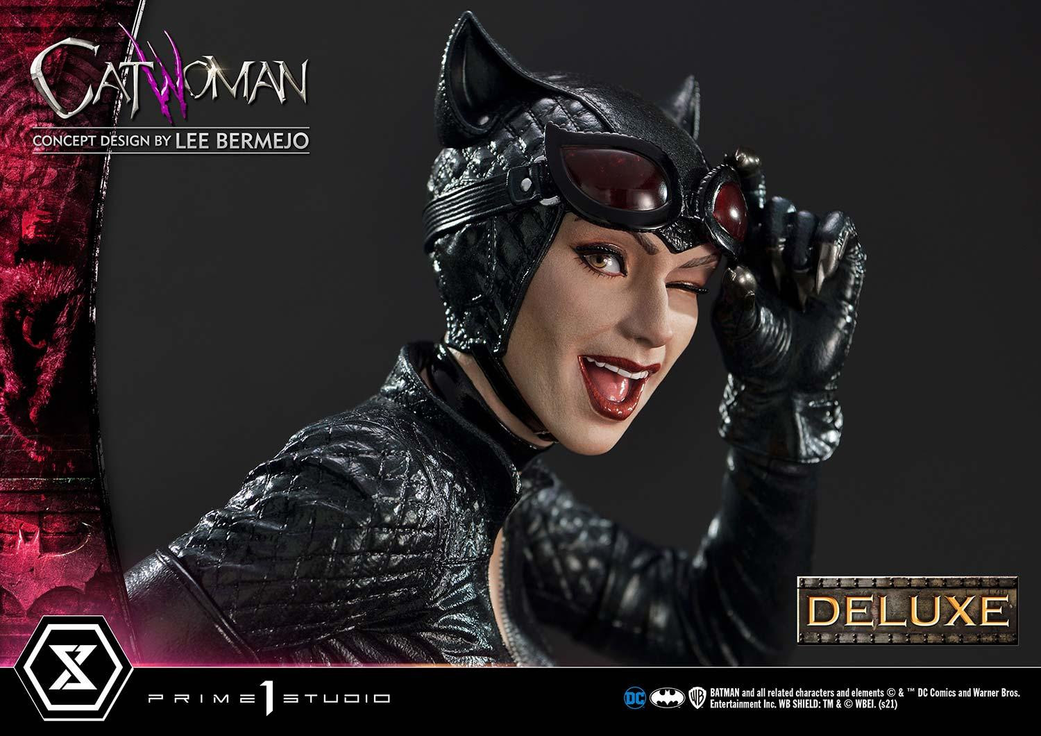 Batman (Comics) Catwoman (Concept Design by Lee Bermejo) DX Version