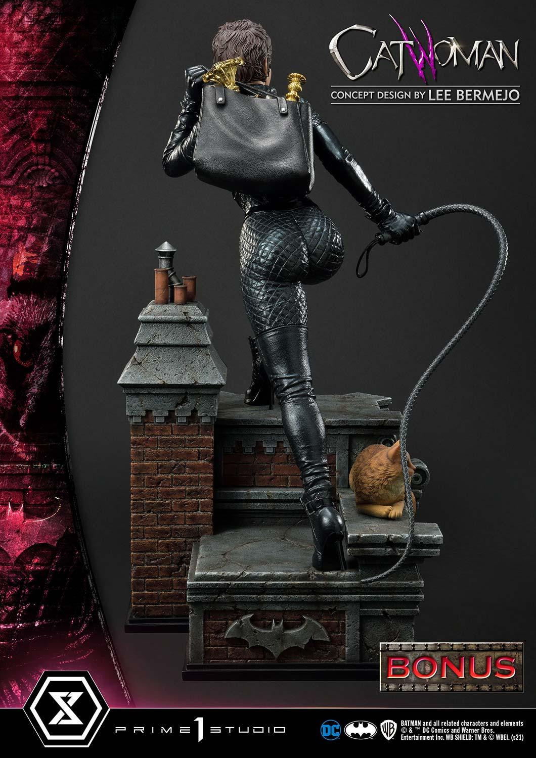 Batman (Comics) Catwoman (Concept Design by Lee Bermejo) DX Version