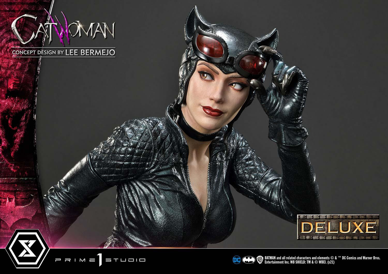 Batman (Comics) Catwoman (Concept Design by Lee Bermejo) DX Version