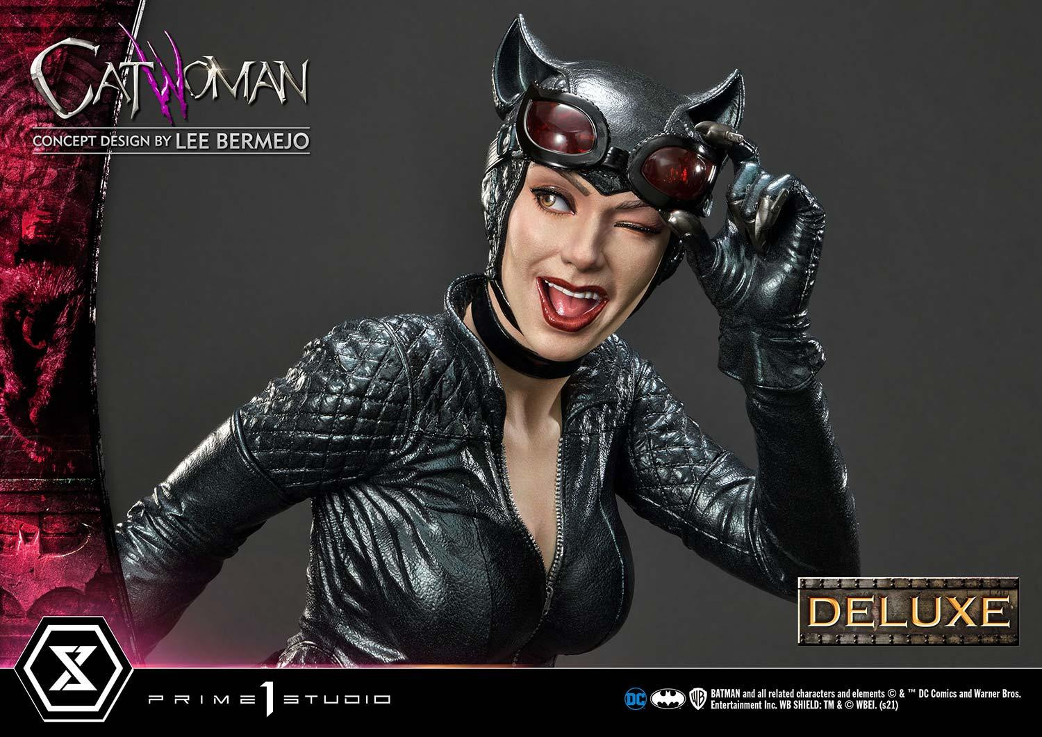 Batman (Comics) Catwoman (Concept Design by Lee Bermejo) DX Version