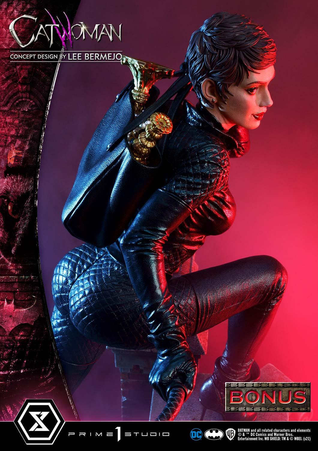 Batman (Comics) Catwoman (Concept Design by Lee Bermejo) DX Version