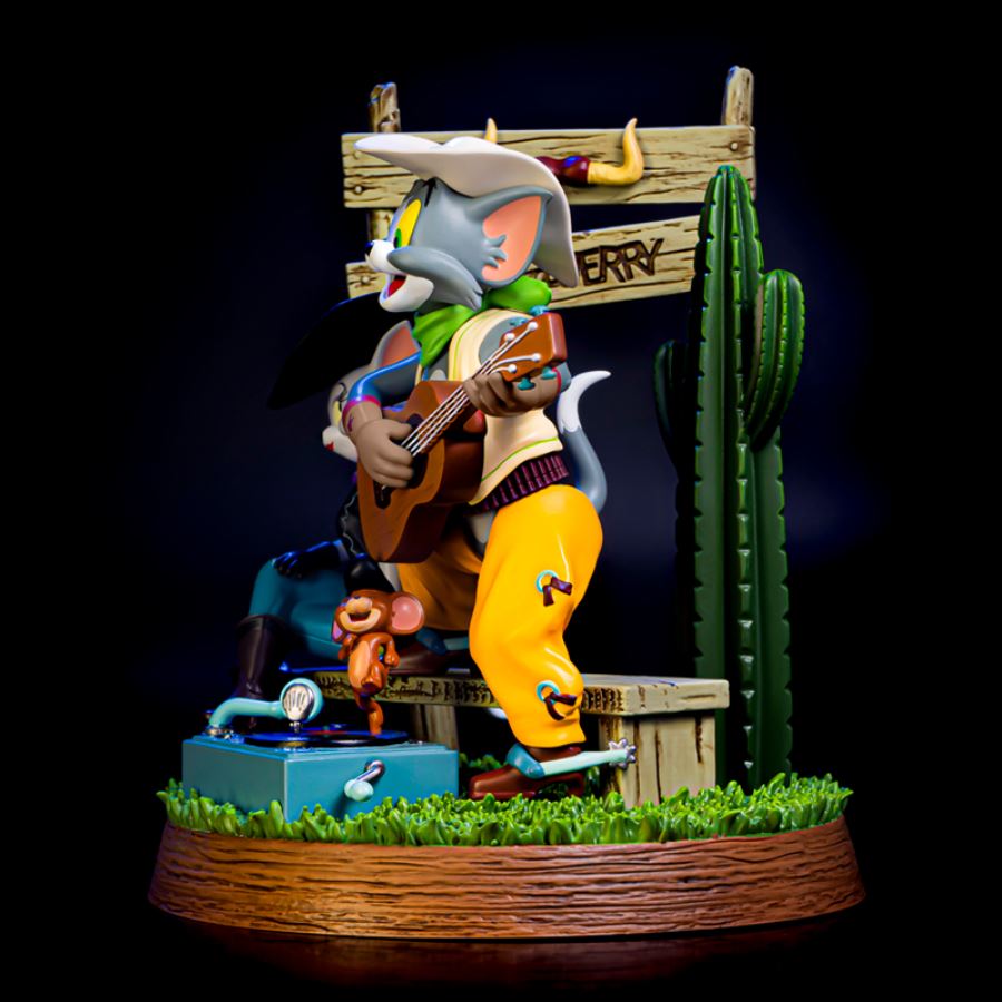 Western cowboy Tom & Jerry Statue
