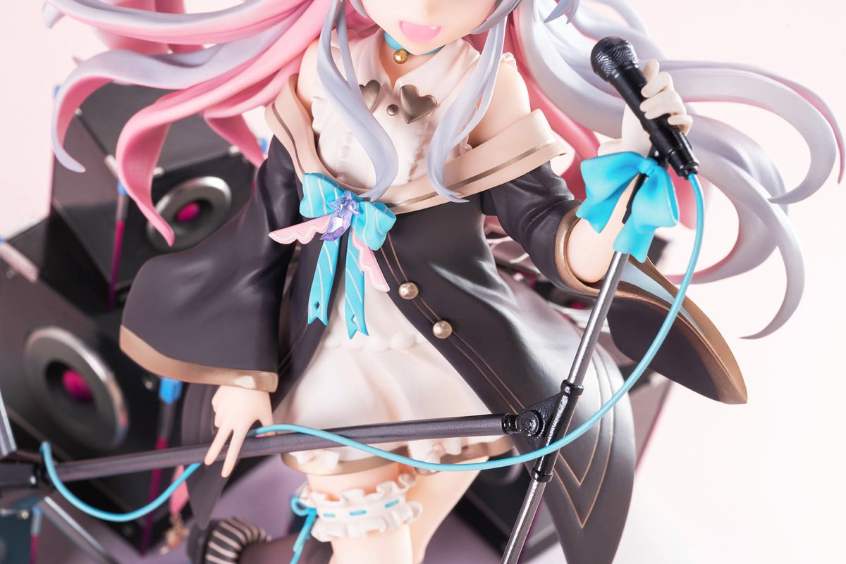 Kagura Nana -Artist Ver.- 1/7
