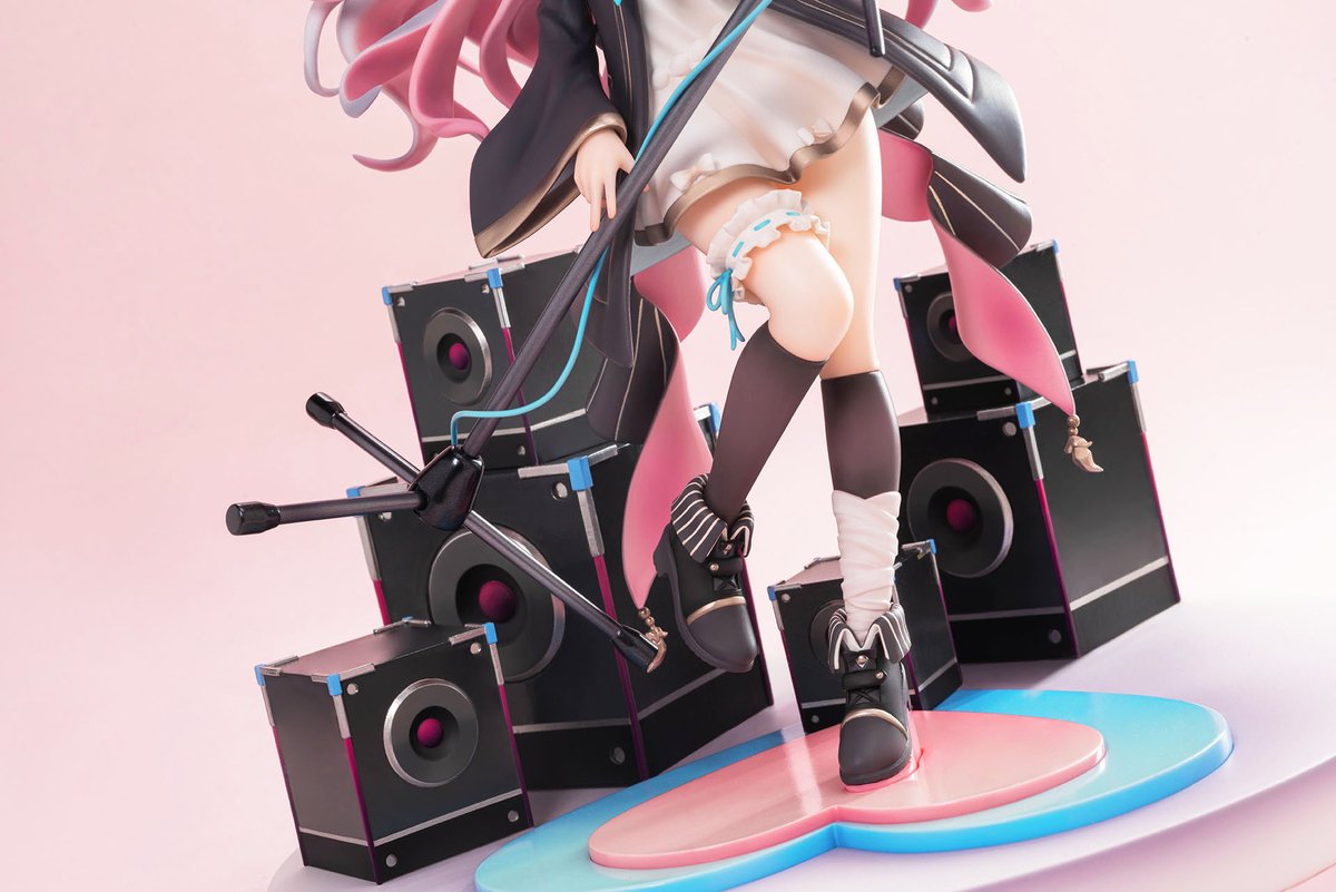 Kagura Nana -Artist Ver.- 1/7