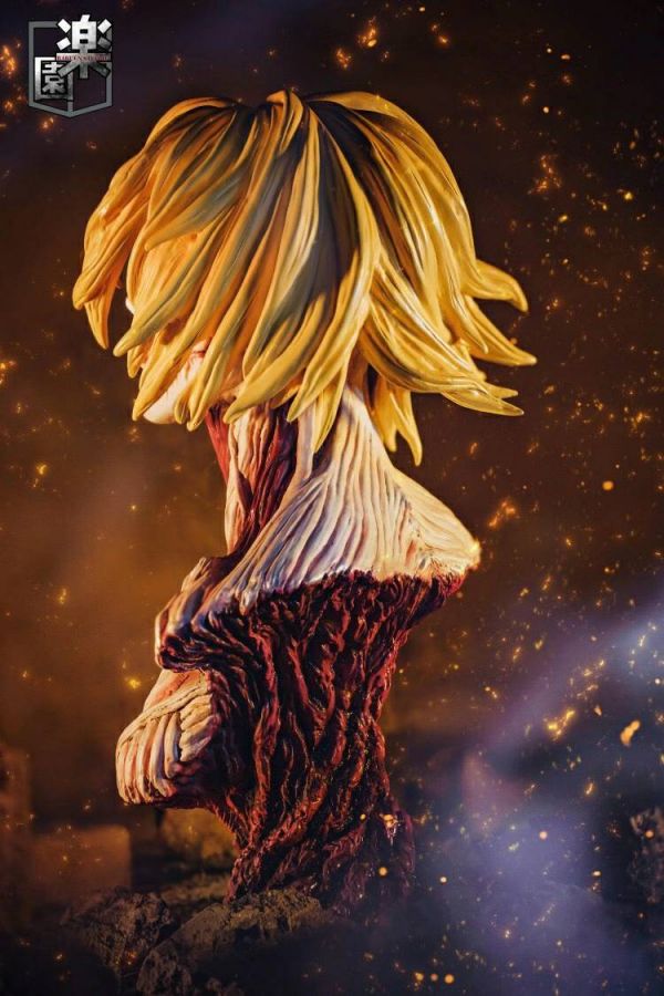 Attack On Titan - Female Titan