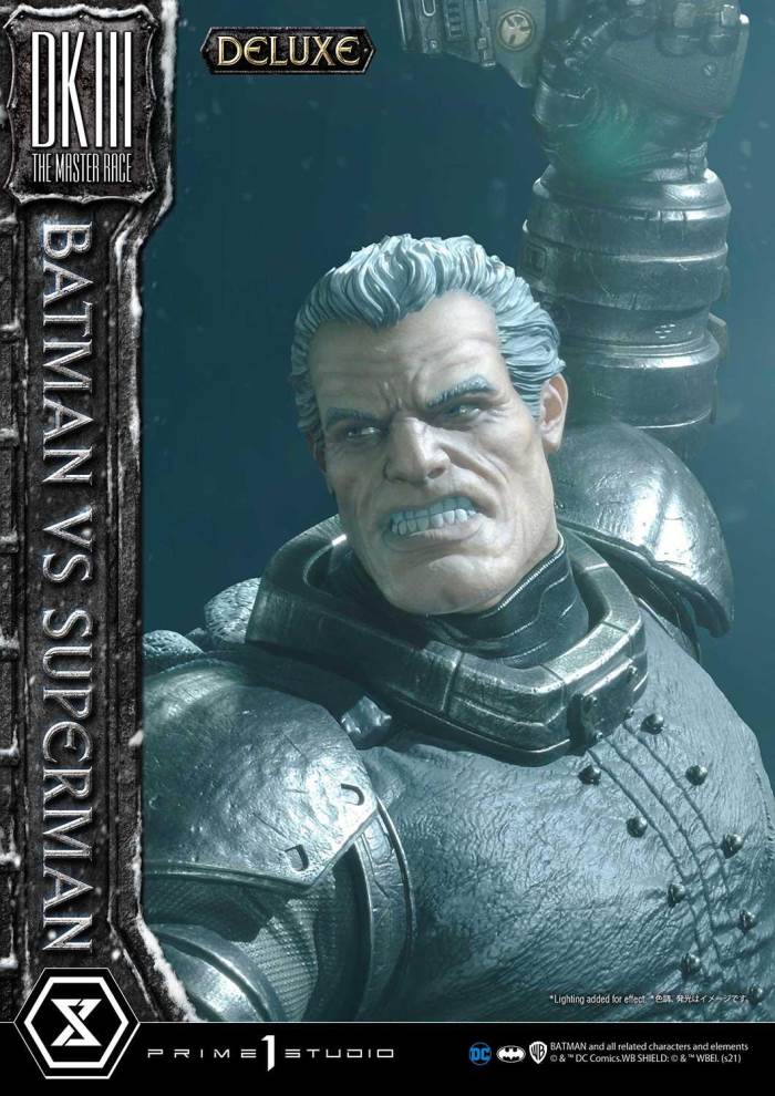 Batman:The Dark Knight Returns (Comics) Batman versus Superman Deluxe Version