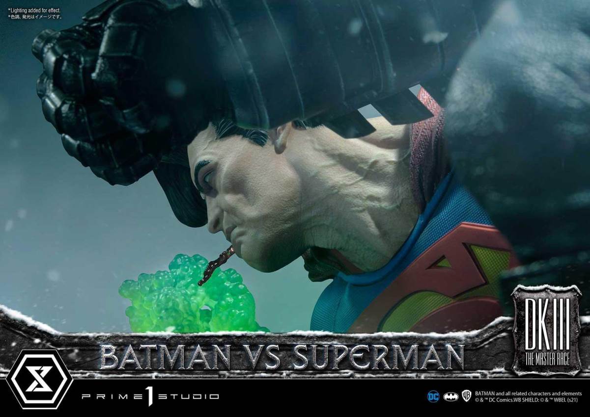 Batman:The Dark Knight Returns (Comics) Batman versus Superman