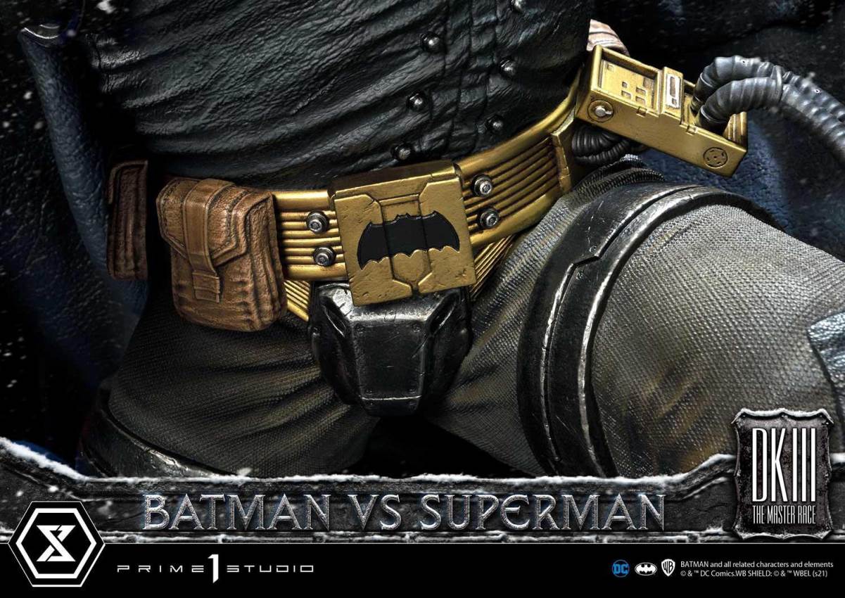 Batman:The Dark Knight Returns (Comics) Batman versus Superman