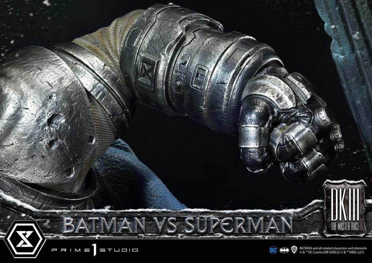 Batman:The Dark Knight Returns (Comics) Batman versus Superman