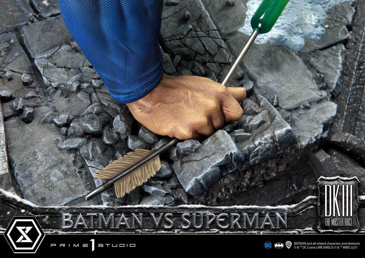 Batman:The Dark Knight Returns (Comics) Batman versus Superman