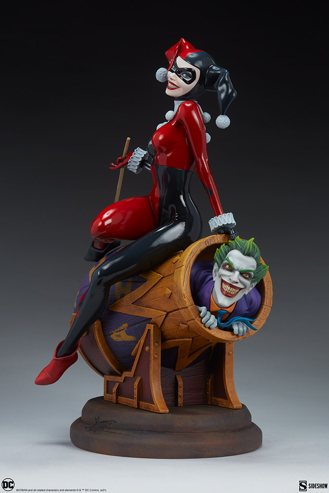Harley Quinn and Joker Diorama