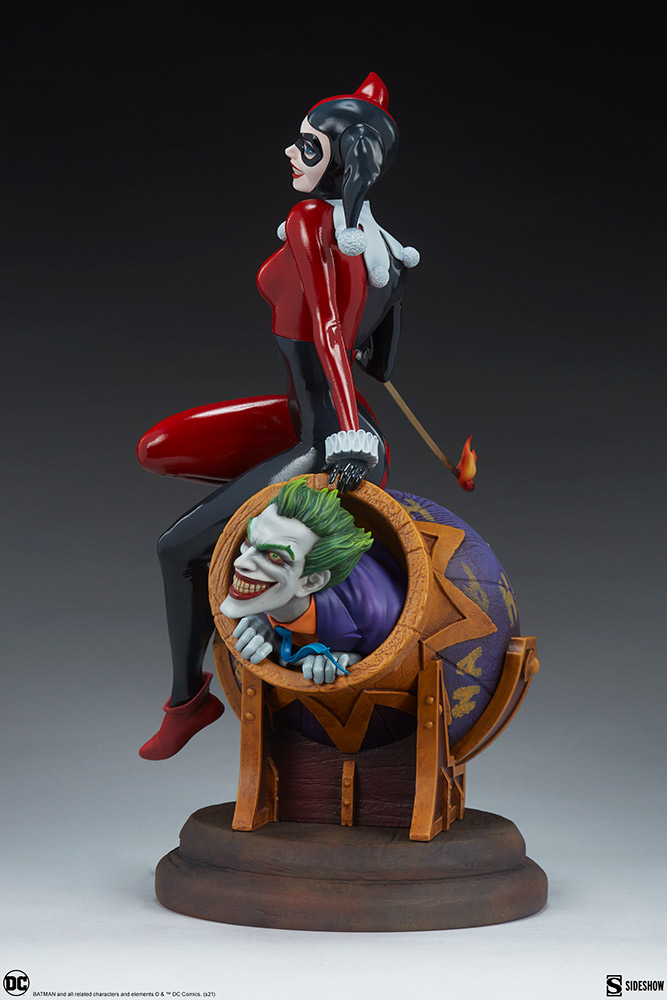 Harley Quinn and Joker Diorama