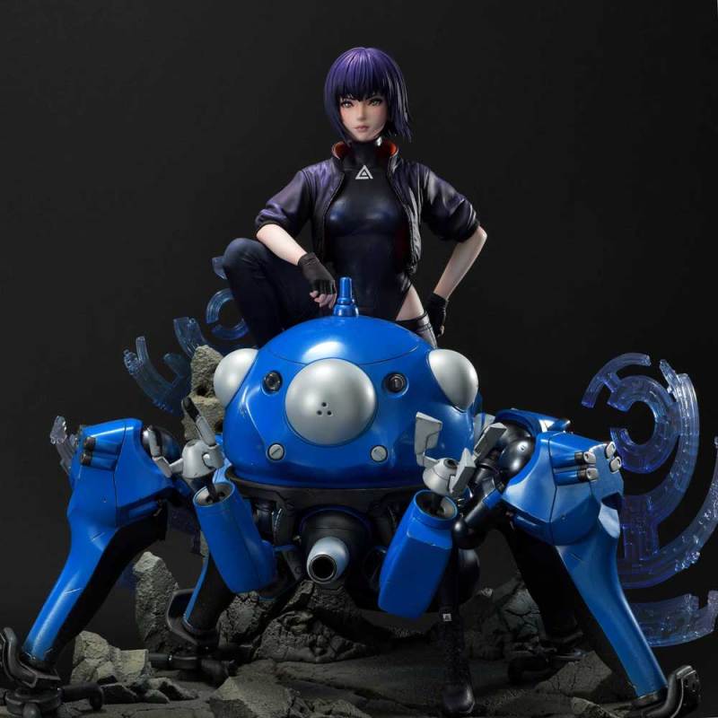 Ghost in the Shell: SAC_2045 Motoko Kusanagi & Tachikoma