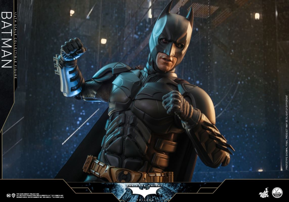 THE DARK KNIGHT TRILOGY BATMAN 1/4