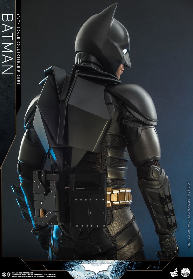 THE DARK KNIGHT TRILOGY BATMAN 1/4