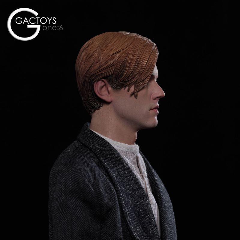 World Classic Movie Actor's Head Sculpture