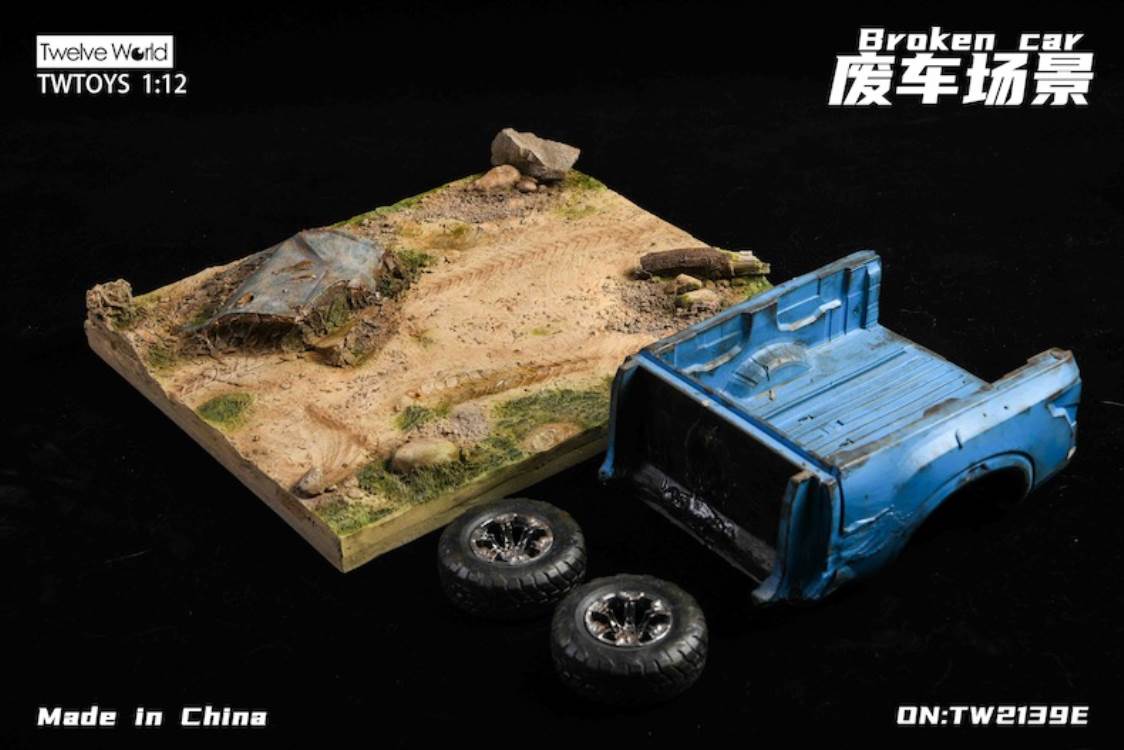 Scrap car scene floor model 1/12