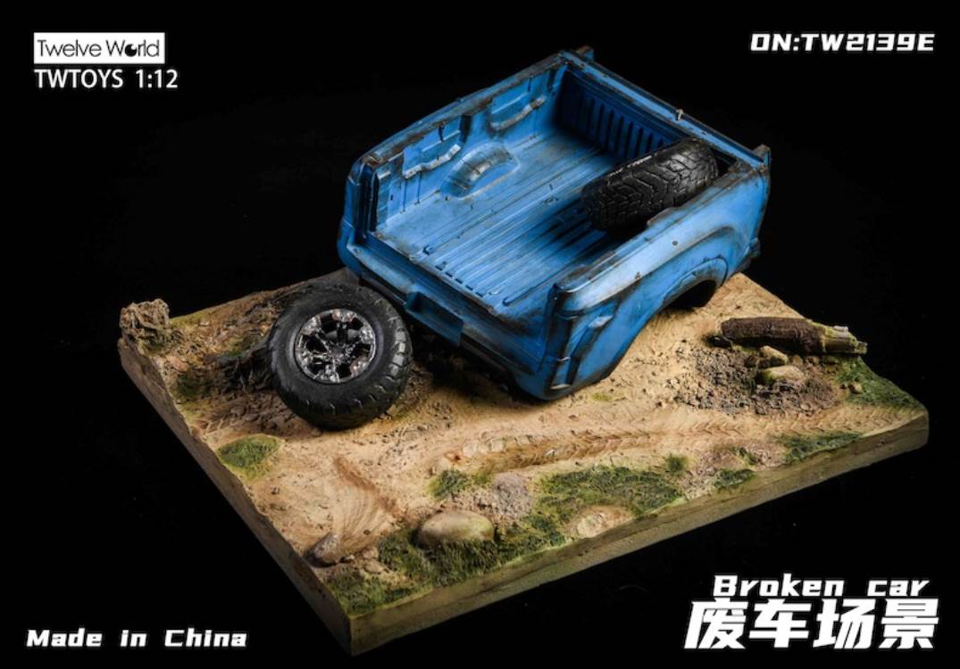 Scrap car scene floor model 1/12