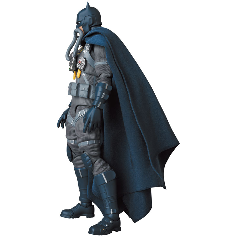 Mafex No.166 MAFEX STEALTH JUMPER BATMAN: HUSH Ver