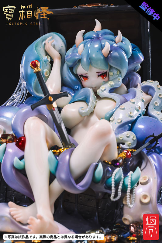 Treasure Chest Monster Octopus Girl 1/3
