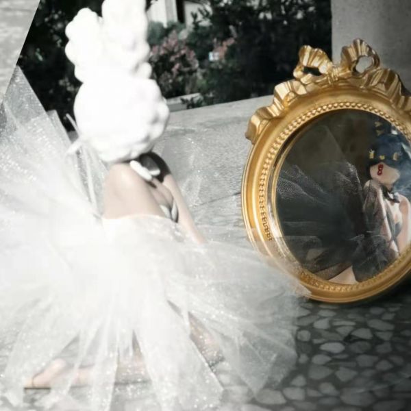 Bunny Girl, Black Swan, White Swan, Tide Play