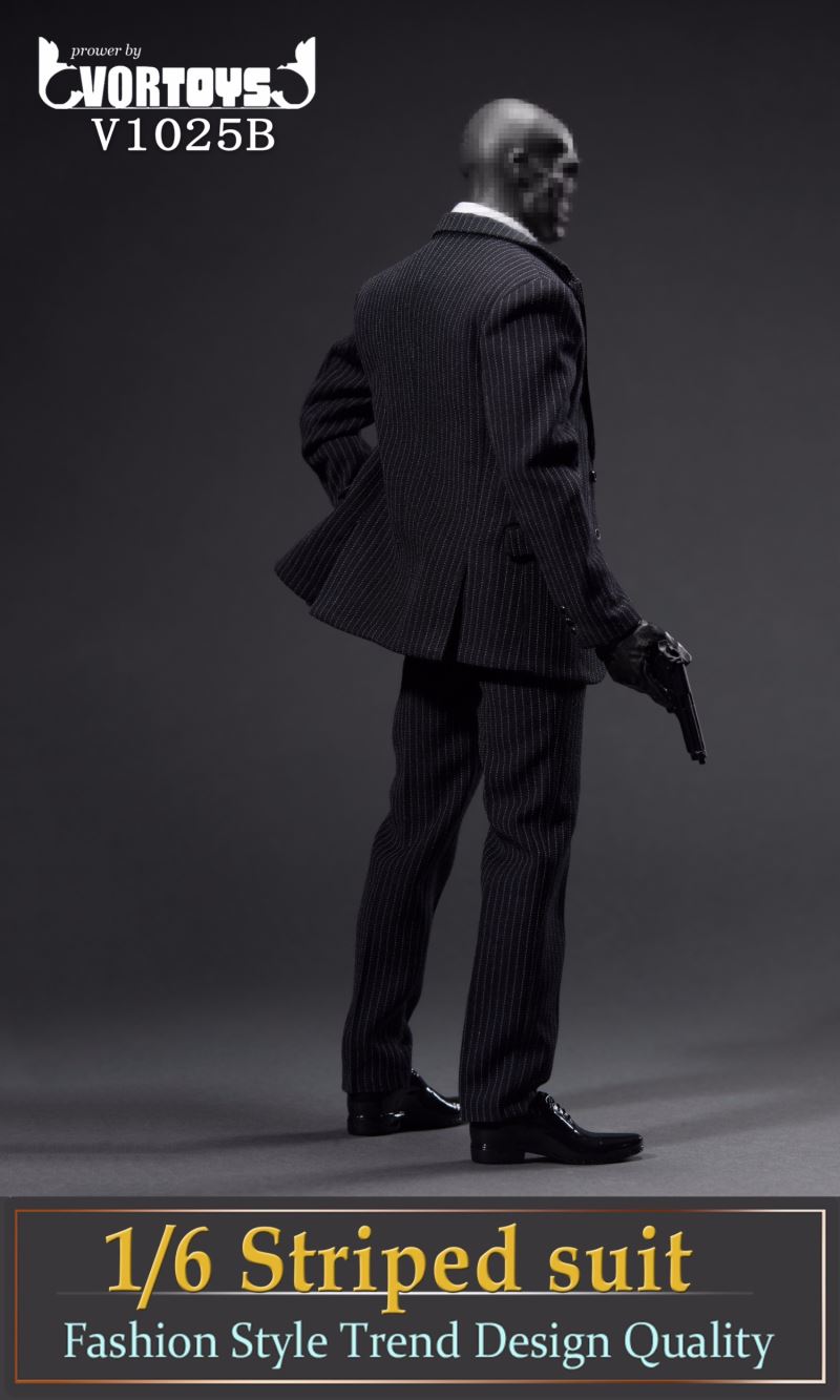 Male striped suit 1/6