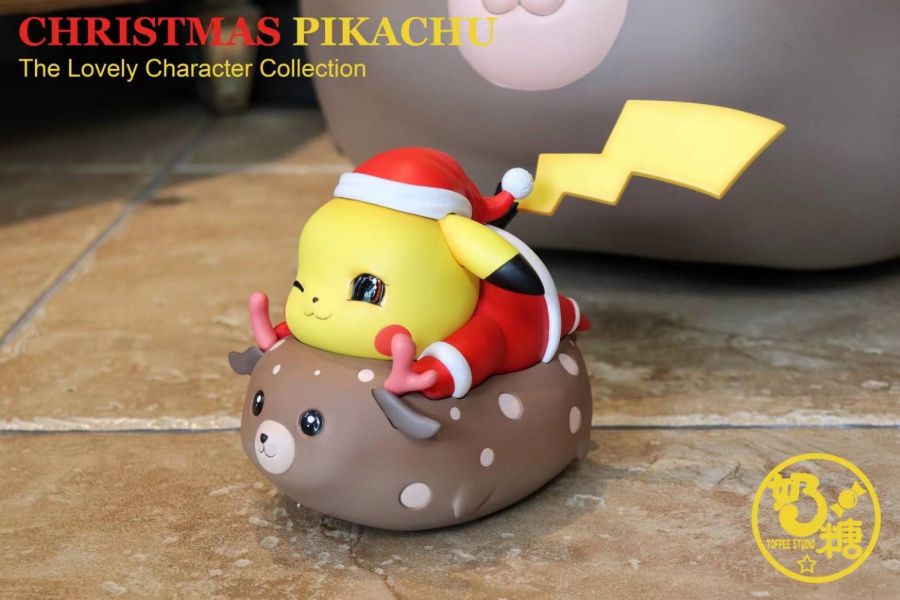 Christmas Pikachu 1/1