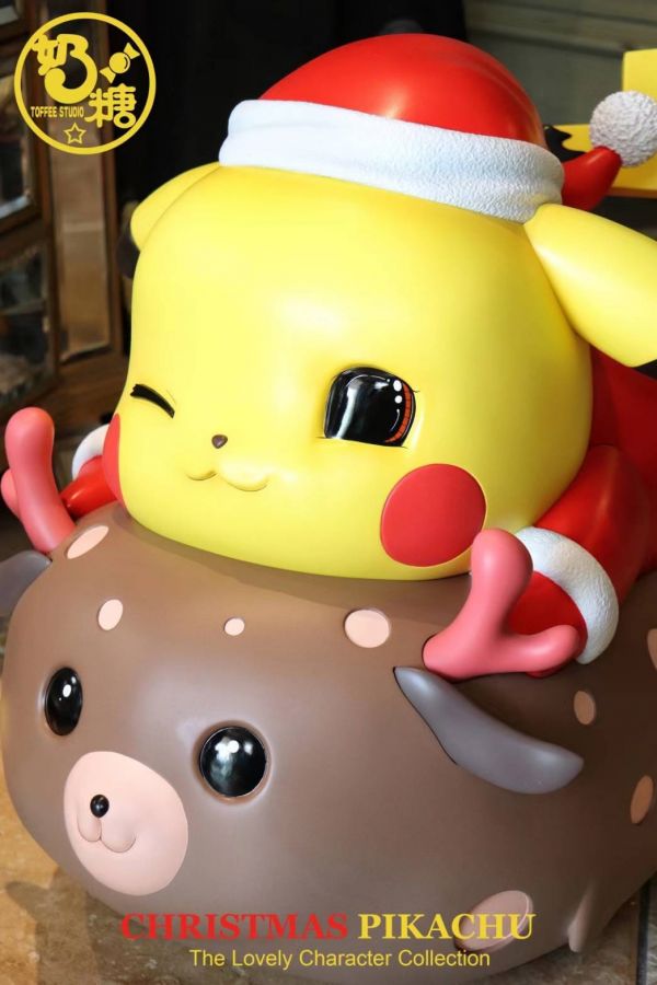 Christmas Pikachu 1/1