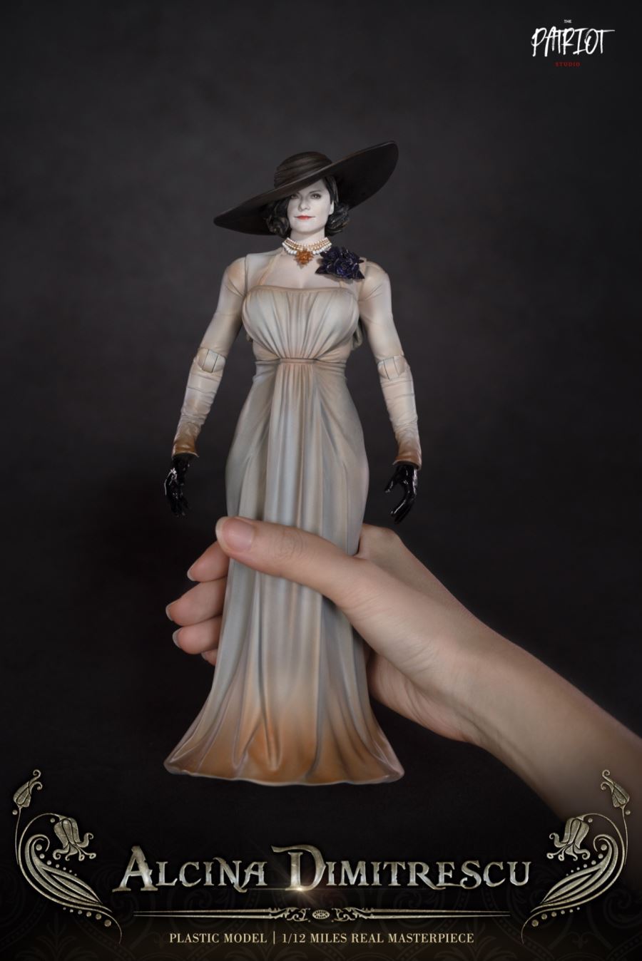 Alcina Dimitrescu 1/12