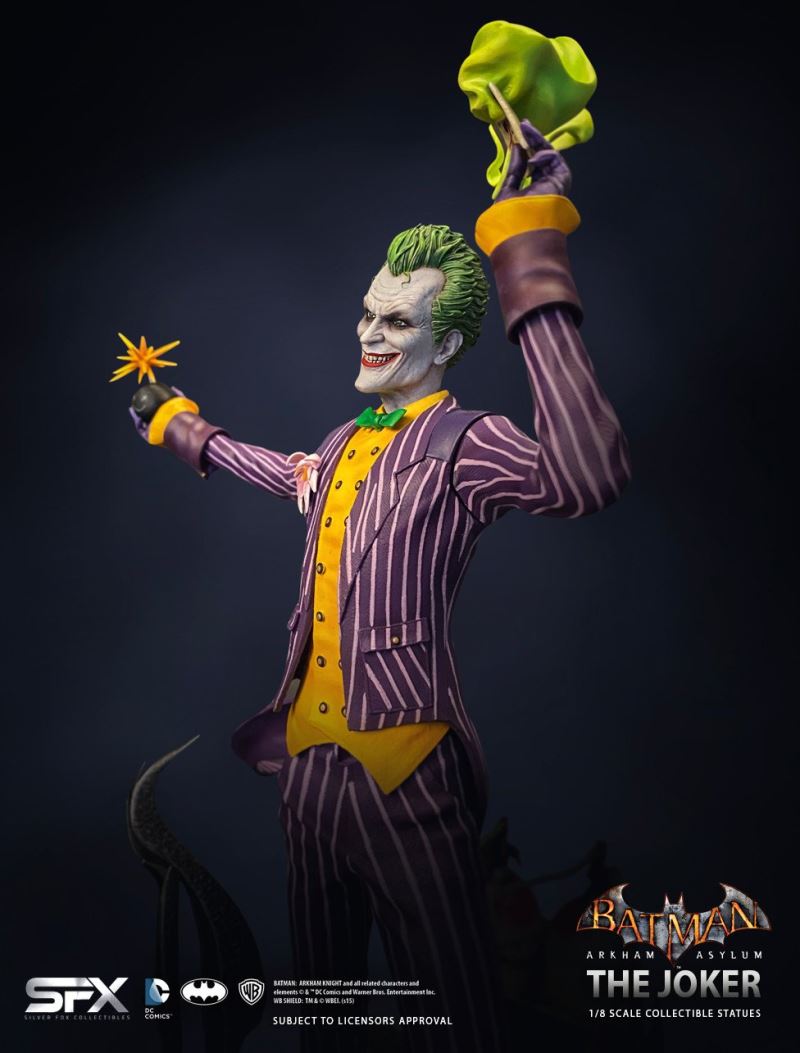 1/8 Arkham Asylum-Joker Statue