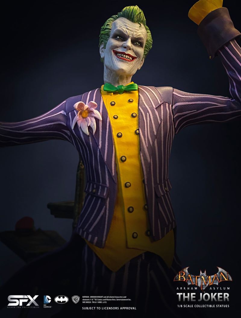 1/8 Arkham Asylum-Joker Statue