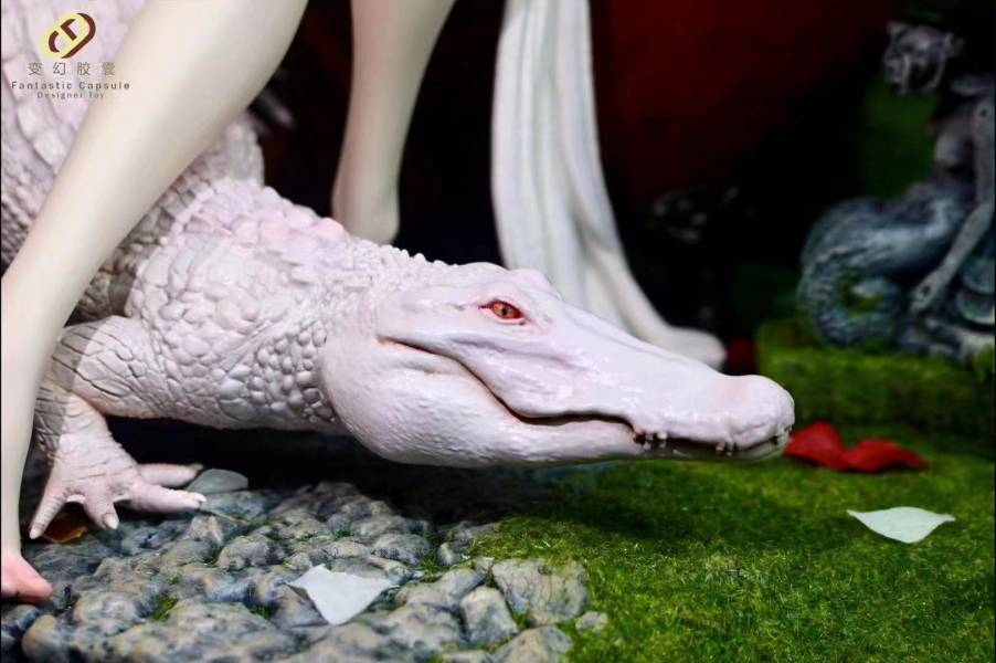 Alien Pet Series White Crocodile