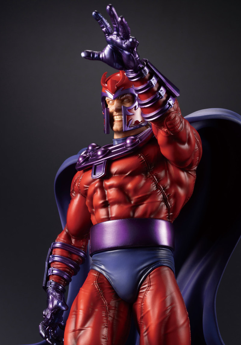 Erik Lensherr X-MEN Fine Art Statue