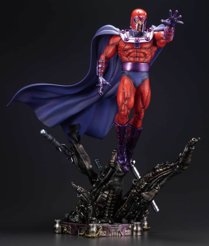 Erik Lensherr X-MEN Fine Art Statue
