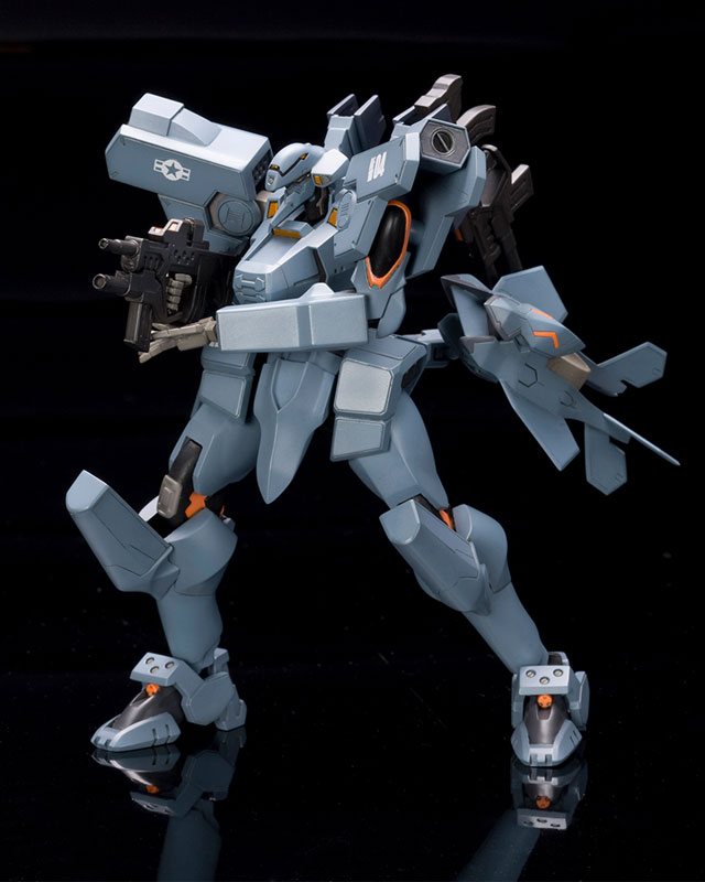 Muv-Luv Alternative Total Eclipse 1/144 F-15E Strike Eagle