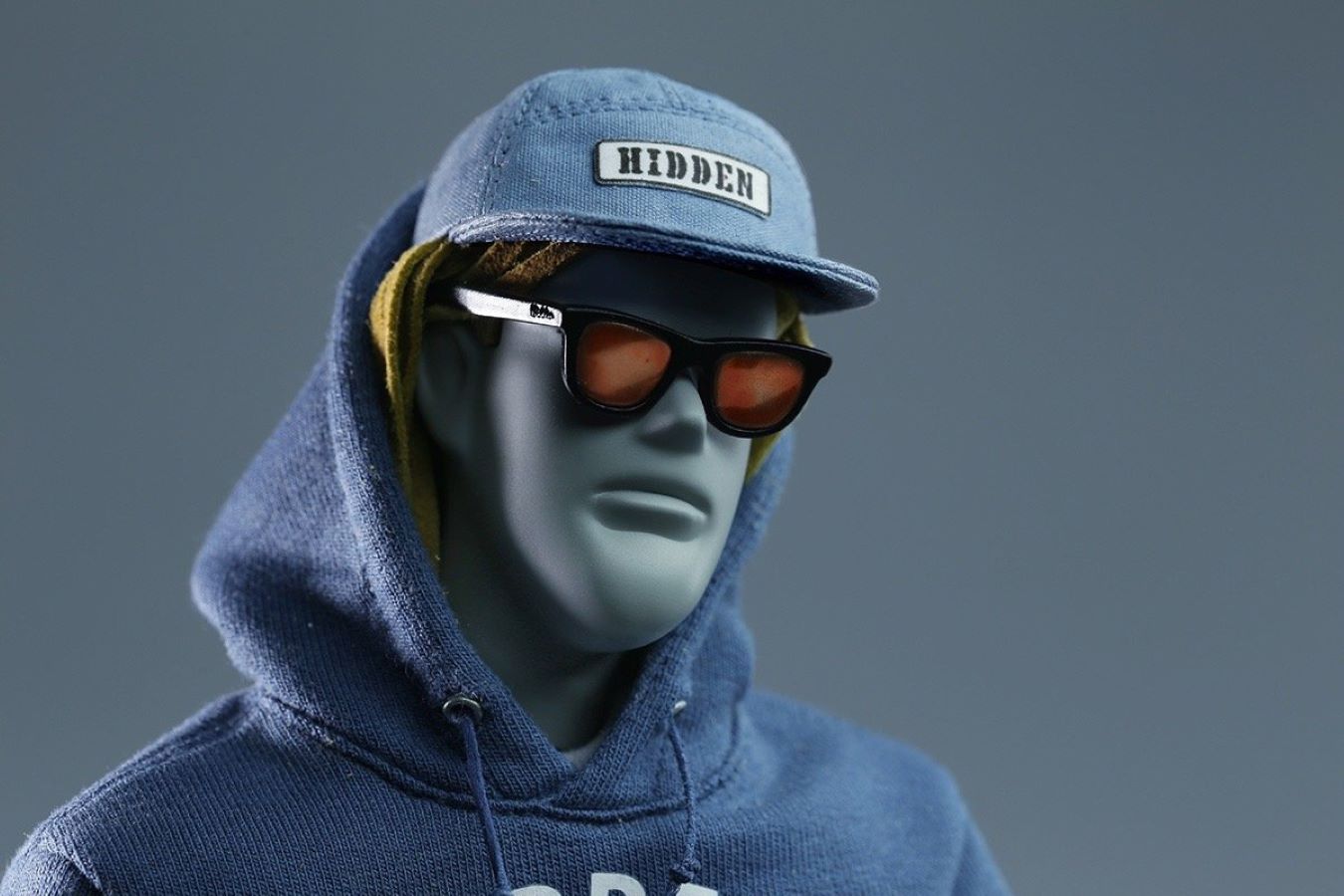 Adam 1/6