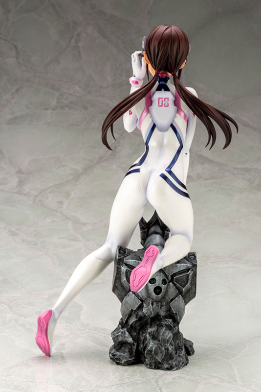 Evangelion: 3.0+1.0 Thrice Upon a Time Mari Makinami Illustrious White Plugsuit ver. 1/6