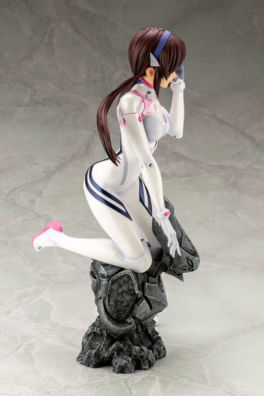 Evangelion: 3.0+1.0 Thrice Upon a Time Mari Makinami Illustrious White Plugsuit ver. 1/6