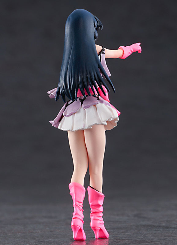 The Super Dimension Fortress Macross 1/24 Lynn Minmay (Stage Dress) w/VF-1S Strike Valkyrie (Egg Plane)