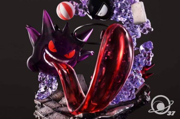 Naughty Ghost Family