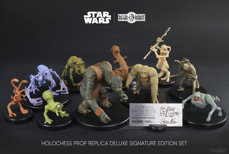 Holochess Prop Replica Deluxe Signature Edition Set