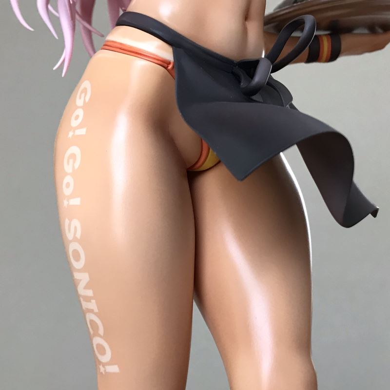 Super Sonico 1/7 Scale Figure -Bikini Curry Shop Ver