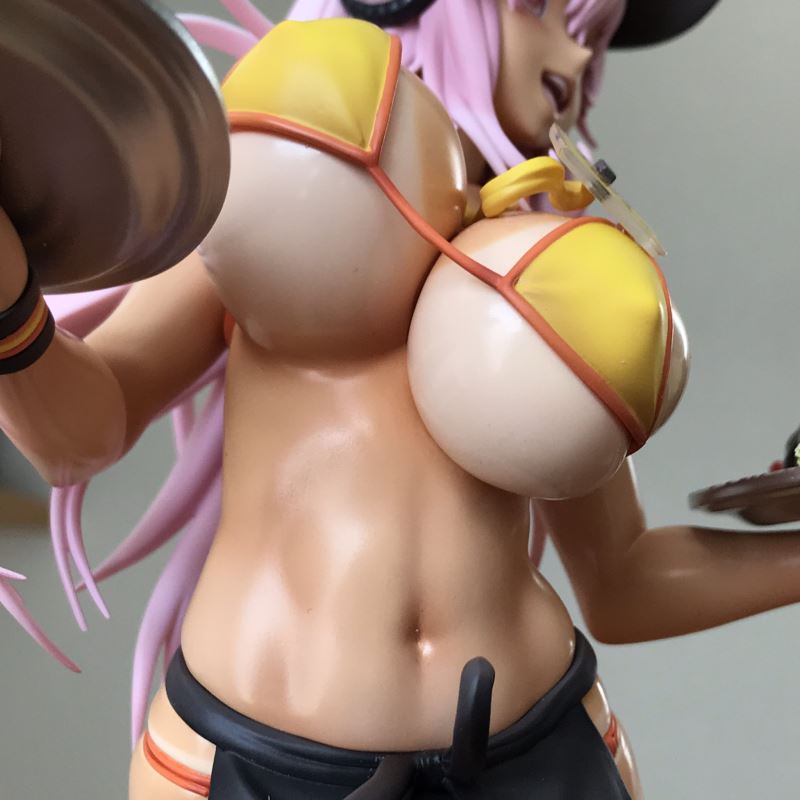 Super Sonico 1/7 Scale Figure -Bikini Curry Shop Ver