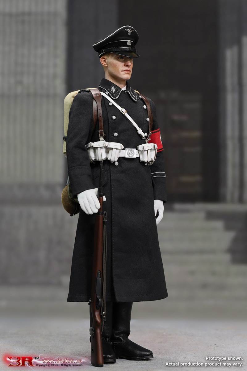 M32 Black SS Salute Ultimate Edition 1/6