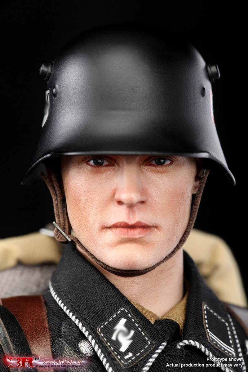 M32 Black SS Salute Ultimate Edition 1/6