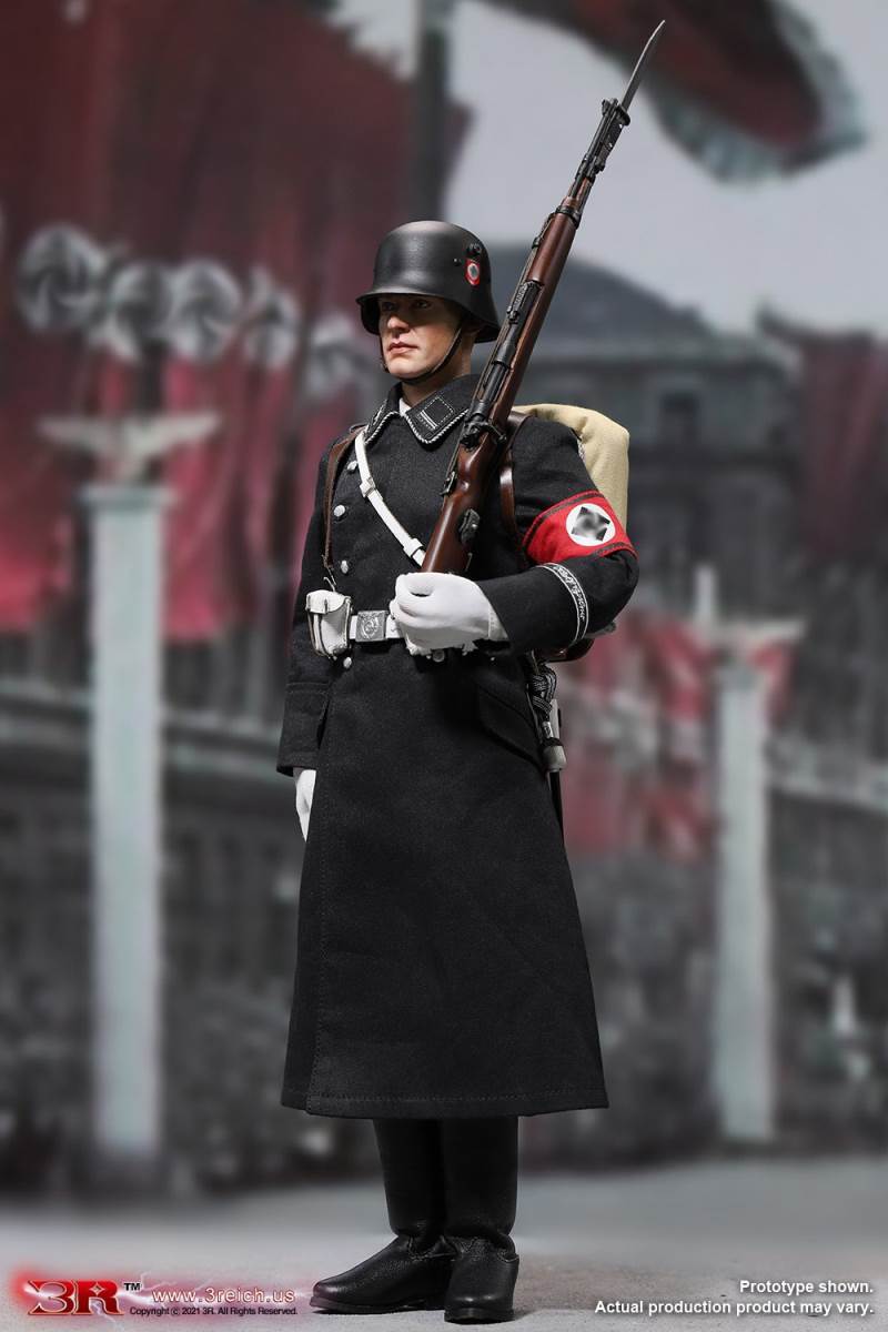 M32 Black SS Salute Ultimate Edition 1/6